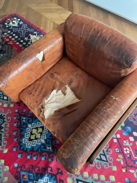 Comment changer le cuir d'un salon complet Knoll sur Paris ?