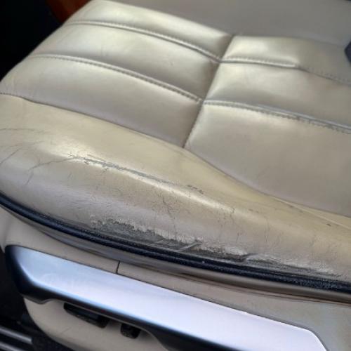 Rénovation et pigmentation intérieur cuir d'un Range Rover Vogue L322