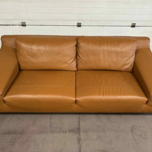 Comment moderniser canapés en cuir en changeant de couleur ?