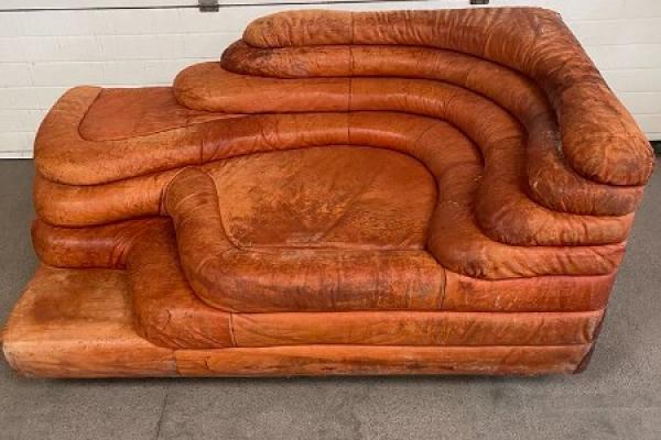 Comment changer la couleur d'un canapé en cuir ? 