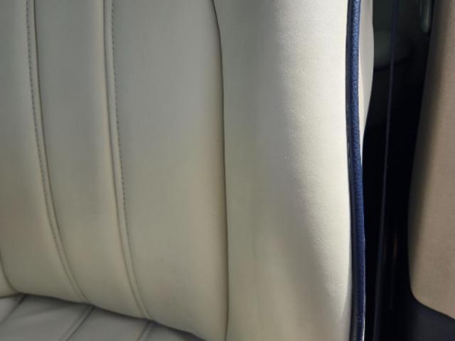 Rénovation et pigmentation intérieur cuir d'un Range Rover Vogue L322
