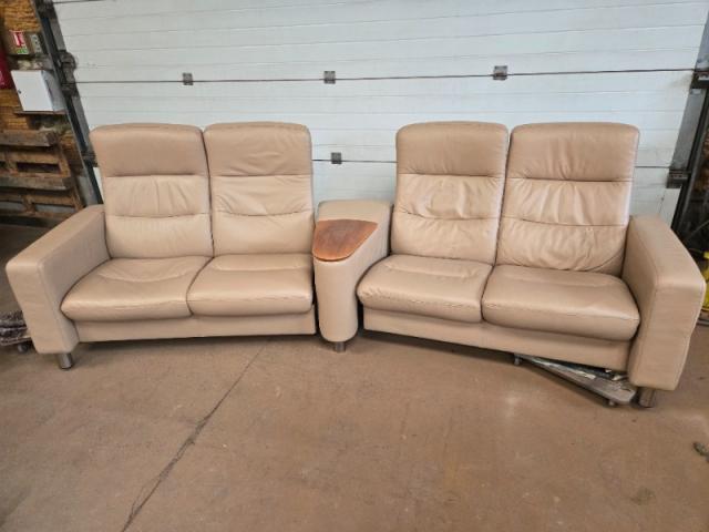 Comment rénover un salon Stressless en cuir en Île-de-France ?