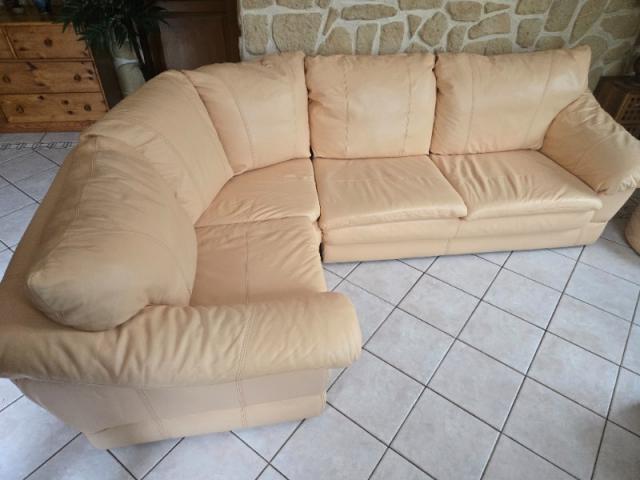Rénovation complète d'un canapé d'angle en cuir